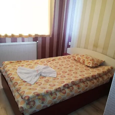 родина Szálloda *